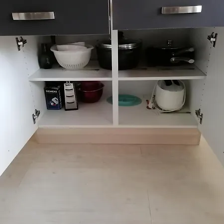 In Naehe Zum Sachsenring Am Fusse Zum Erzgebirge *