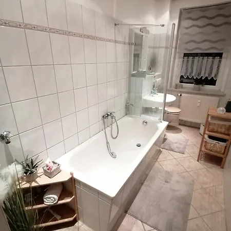 In Naehe Zum Sachsenring Am Fusse Zum Erzgebirge Lejlighed *