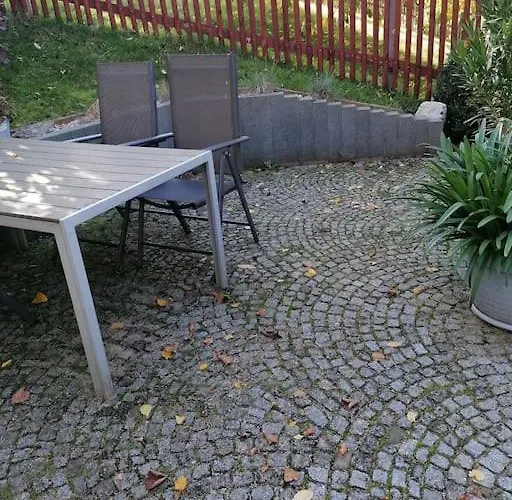 In Naehe Zum Sachsenring Am Fusse Zum Erzgebirge