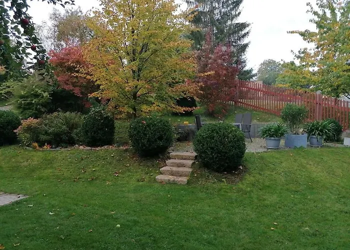 In Naehe Zum Sachsenring Am Fusse Zum Erzgebirge Апартаменты Gersdorf (Zwickau)