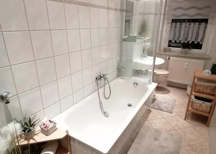 In Naehe Zum Sachsenring Am Fusse Zum Erzgebirge Апартаменты *